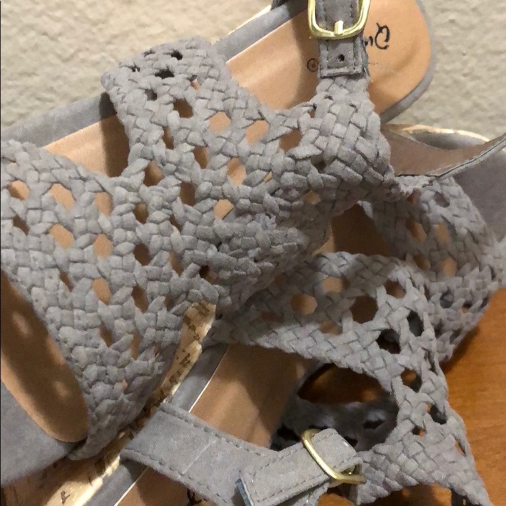 Wedge - Picture 5 of 5